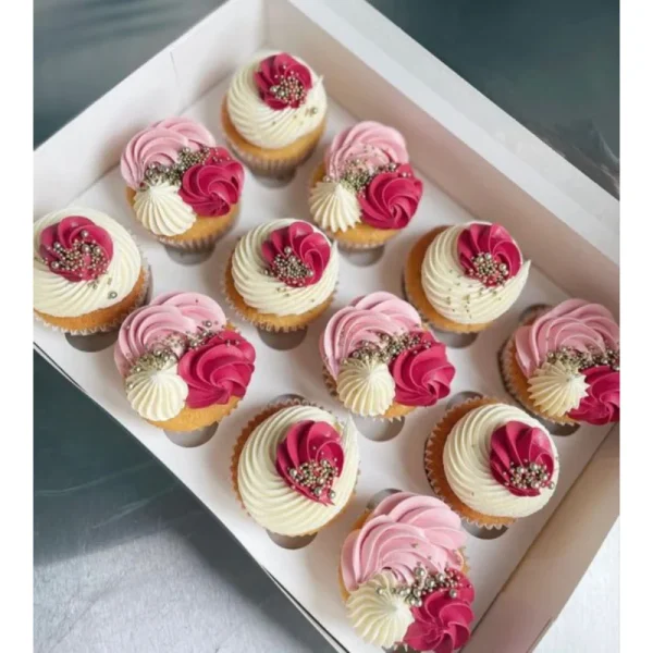 Red Rose Cup Cake